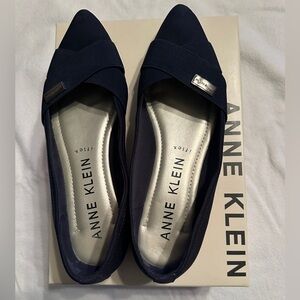 Anne Klein Womens Shoes iFlex Oleesa Size 9M Blue Pointed Ballet Flats Pre Owned
